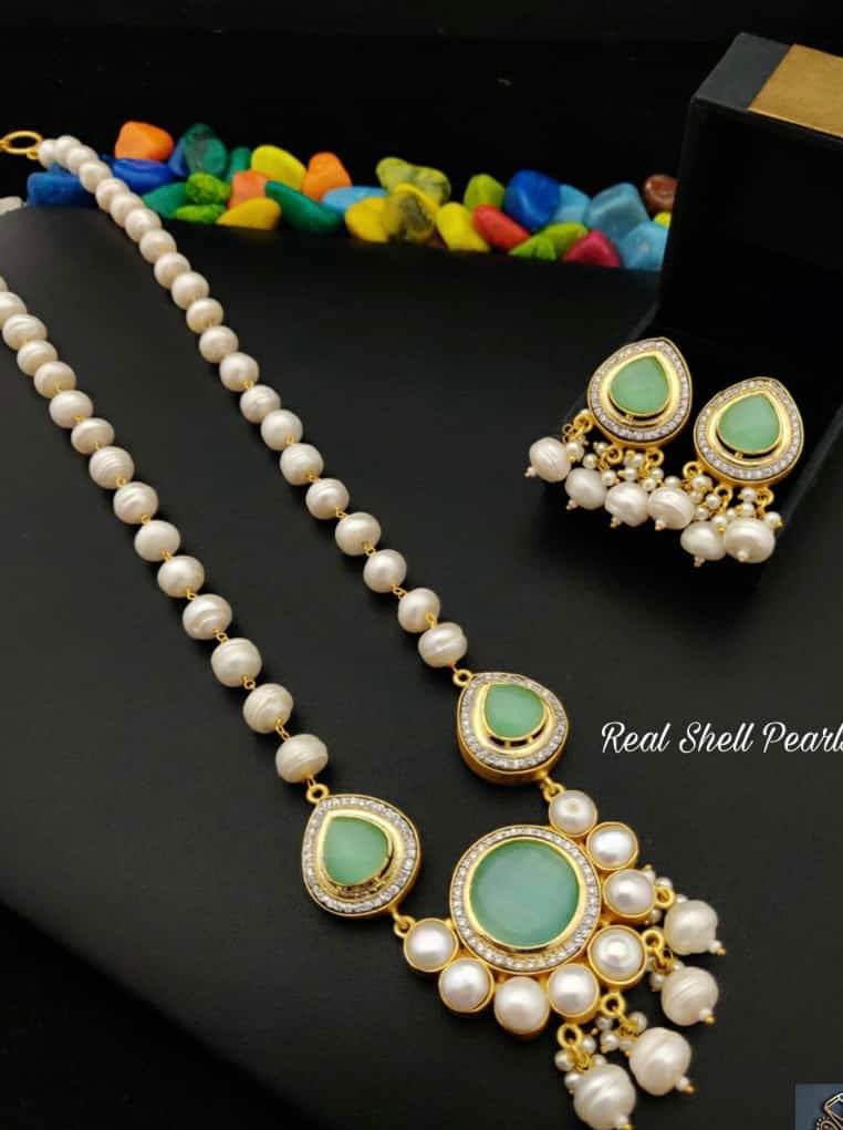 Real Shell Pearls Necklace Set