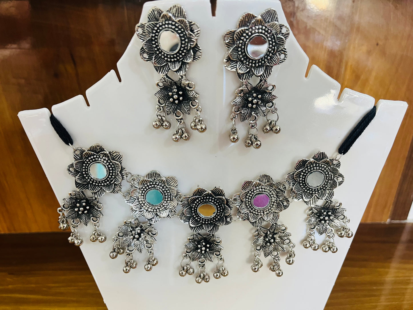 Flower design oxidized necklace set