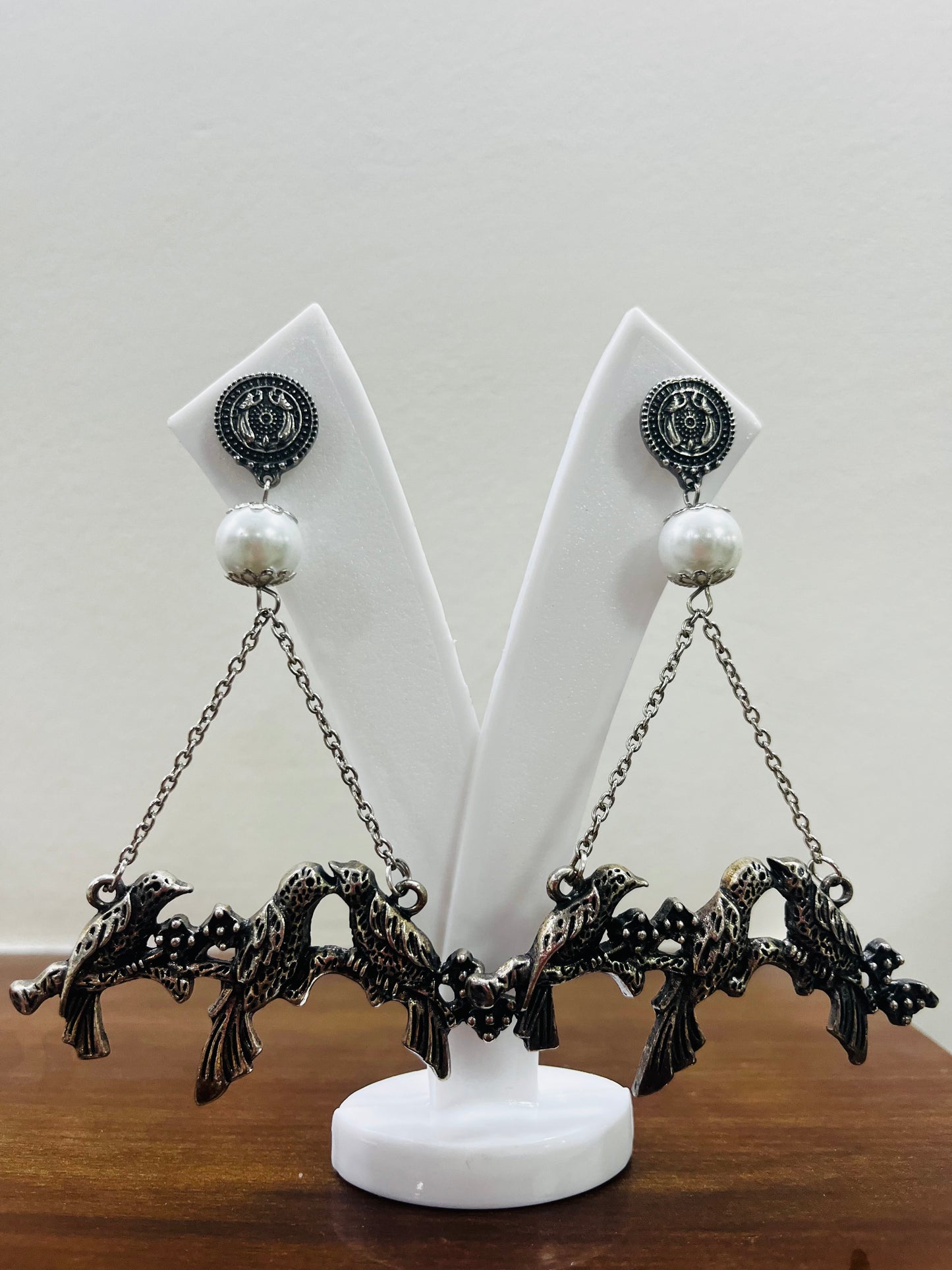 Oxidized pearl love bird earrings