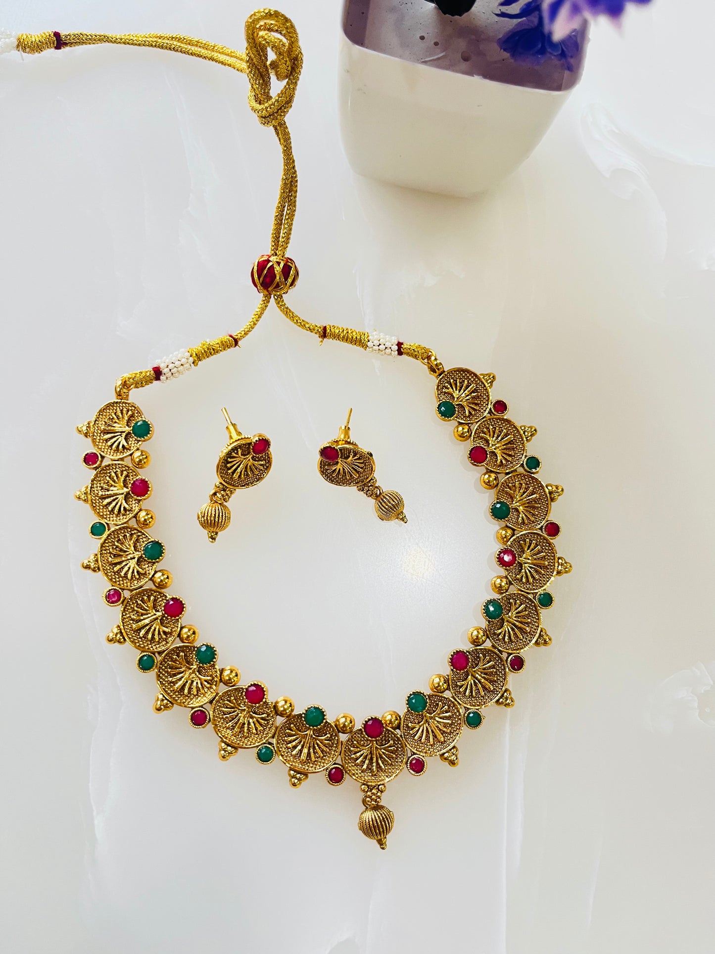 Beautiful Antique Gold Necklace Set